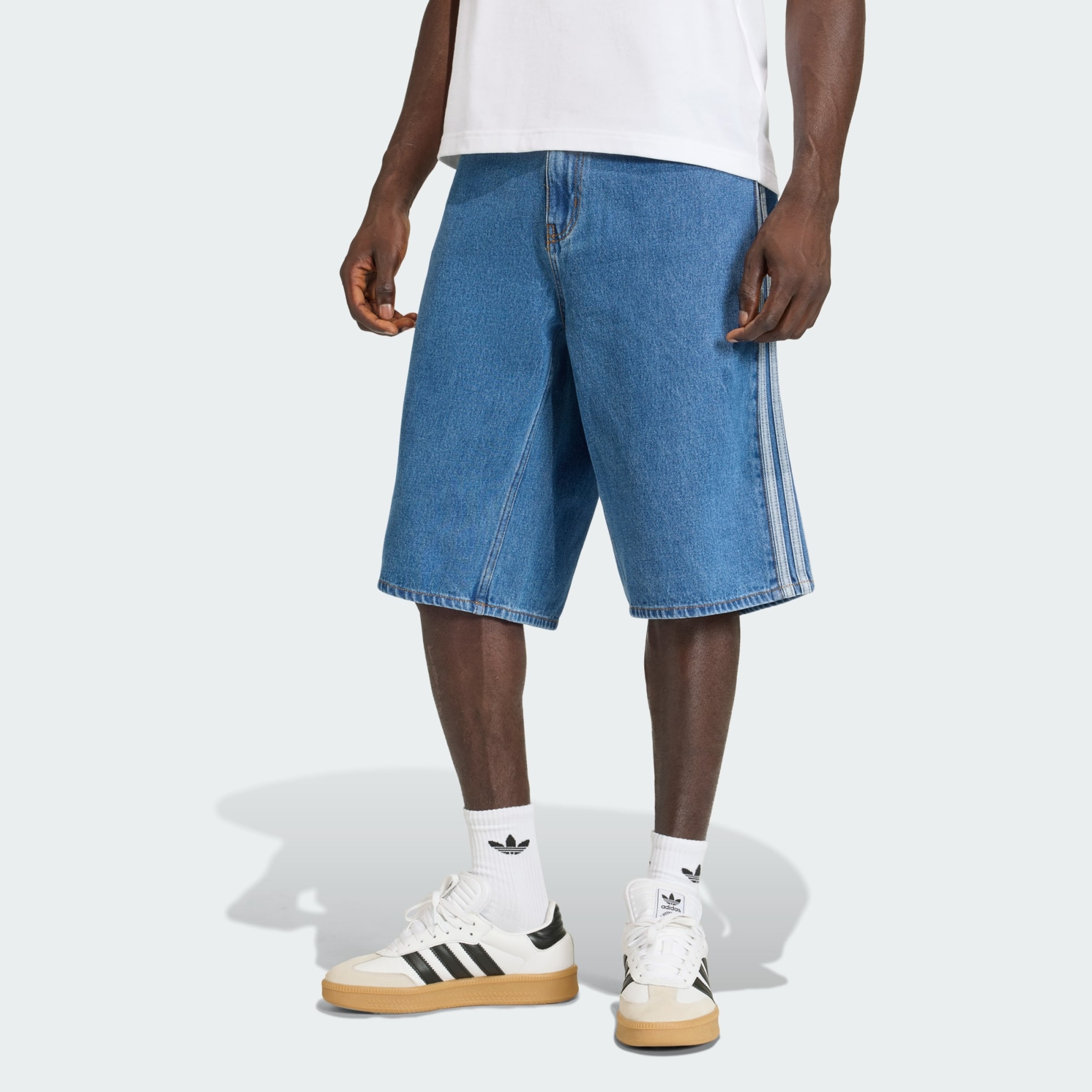 Adidas Originals Джинсовые шорты свободного кроя 'Firebird Adicolor' в синем дениме
Adidas Originals Джинсовые шорты свободного кроя 'Firebird Adicolor' в синем дениме