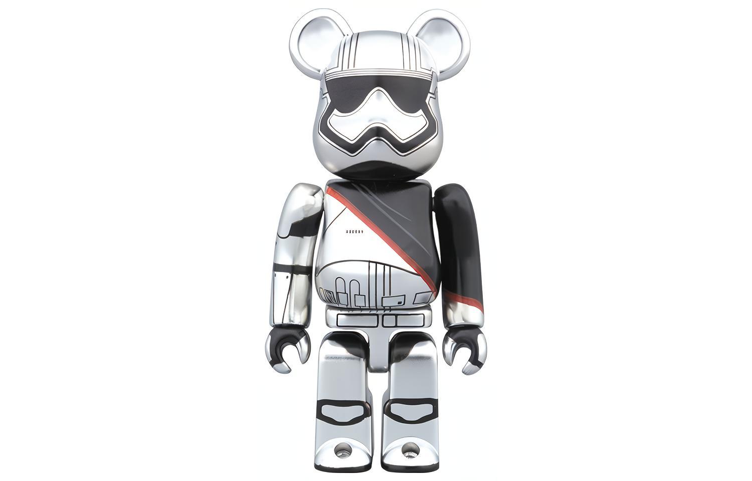 BE@RBRICK Ковер X Star Wars Captain Phasma The Force Awakens Version Multi
BE@RBRICK Ковер X Star Wars Captain Phasma The Force Awakens Version Multi