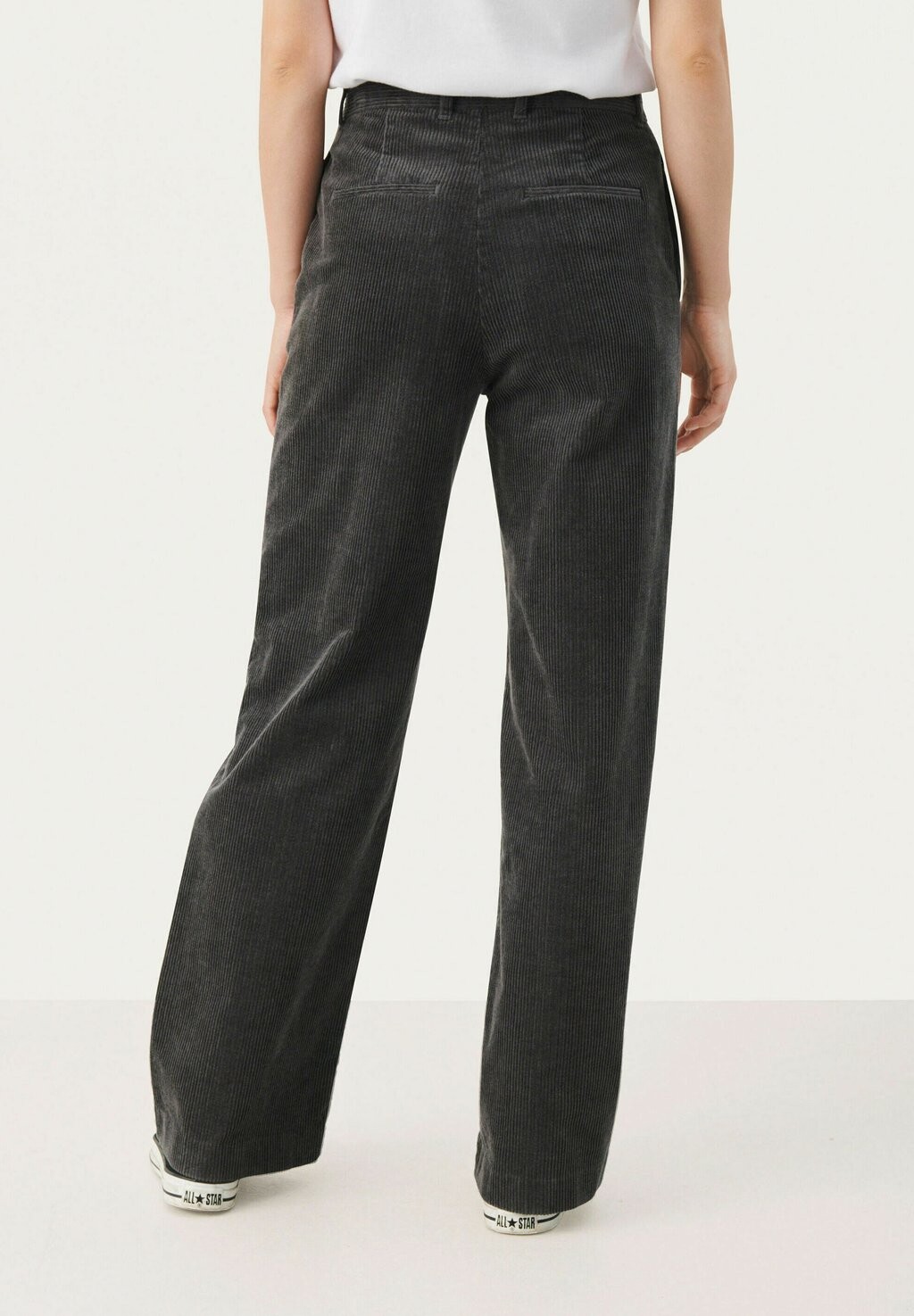 Брюки CLARISSE Part Two, черный металлик
Брюки CLARISSE Part Two, черный металлик