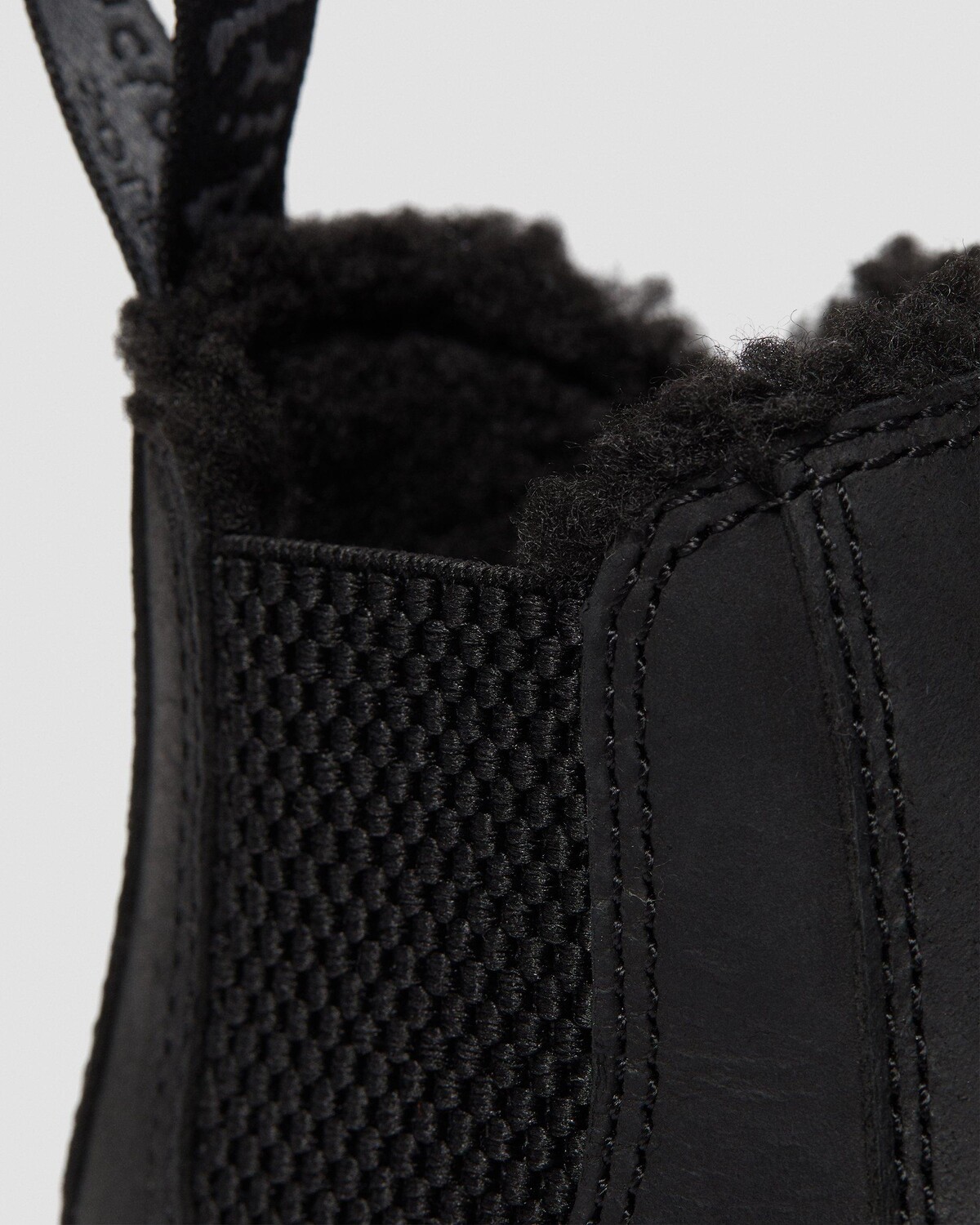 Ботинки челси Toddler 2976 на подкладке из искусственного меха Dr. Martens
Ботинки челси Toddler 2976 на подкладке из искусственного меха Dr. Martens