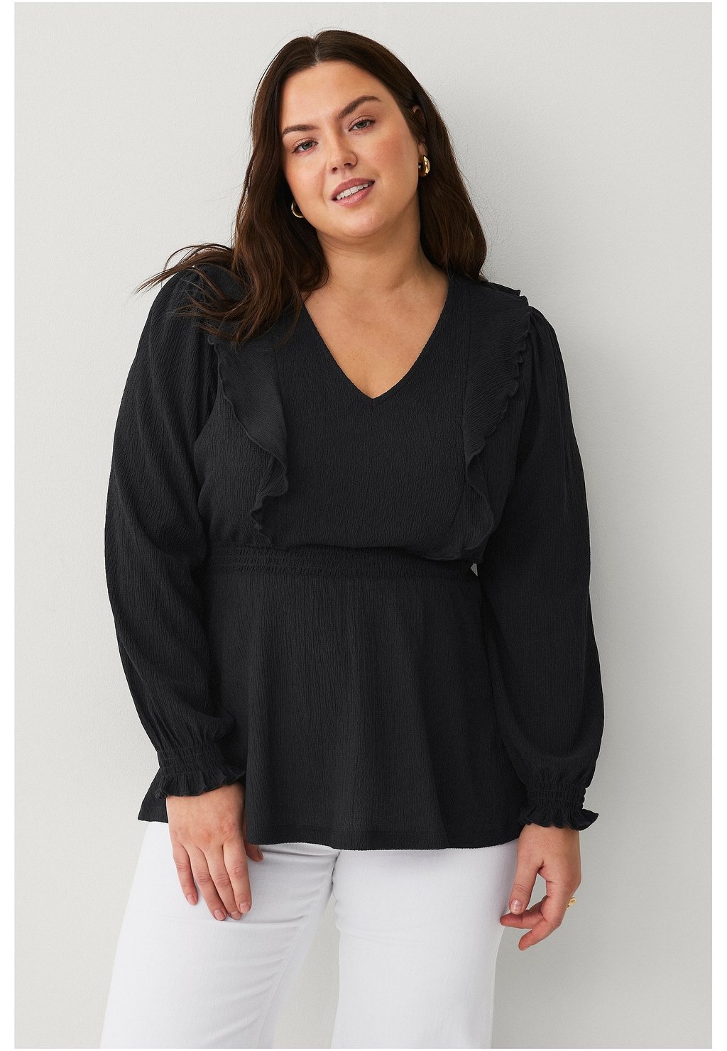 Блуза MIT RÜSCHEN Ellos Plus collection, черный
Блуза MIT RÜSCHEN Ellos Plus collection, черный