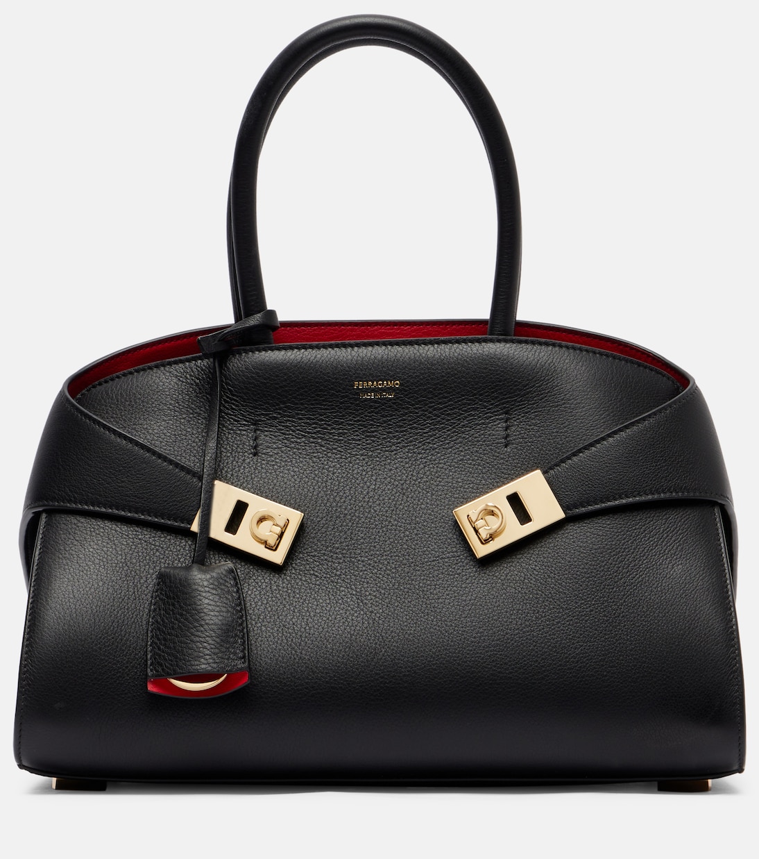 Кожаная сумка-шоппер Hug Ferragamo, черный
Кожаная сумка-шоппер Hug Ferragamo, черный