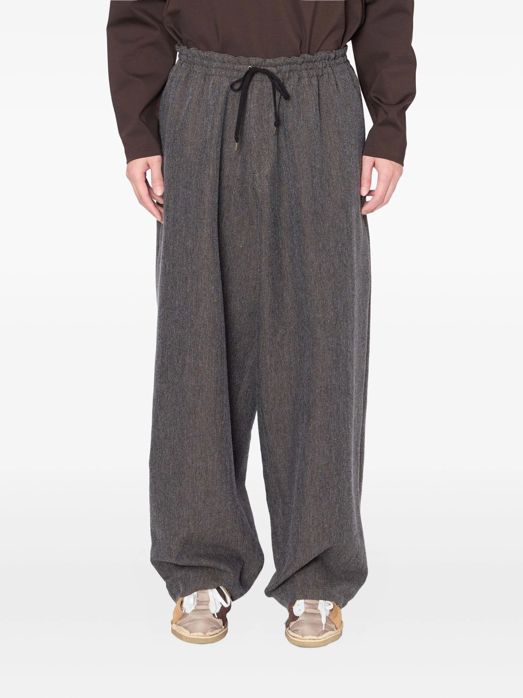 Брюки с кулиской и складками Kolor, серый
Брюки с кулиской и складками Kolor, серый