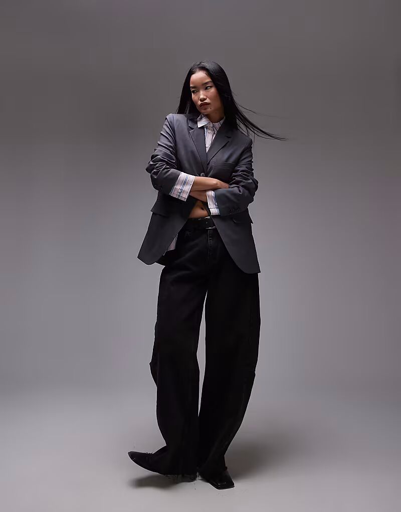 Topshop coord приталенный пиджак на одну пуговицу в угольно-сером цвете - УГОЛЬНЫЙ
Topshop coord приталенный пиджак на одну пуговицу в угольно-сером цвете - УГОЛЬНЫЙ