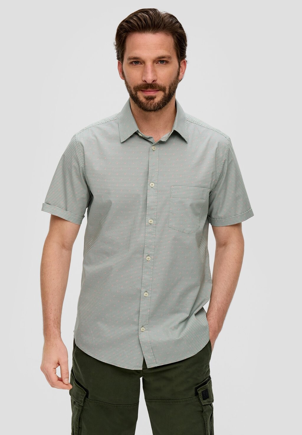 Рубашка KURZARM s.Oliver, темно-зеленый
Рубашка KURZARM s.Oliver, темно-зеленый