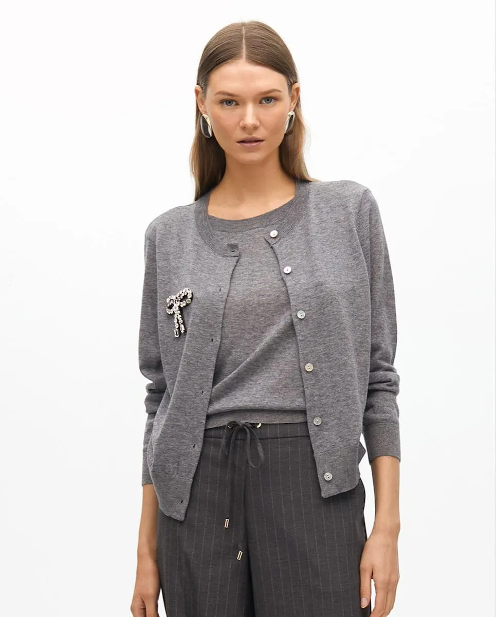 Женский кардиган из 2 частей с декоративным бантом-украшением Lola Casademunt, серый
Женский кардиган из 2 частей с декоративным бантом-украшением Lola Casademunt, серый