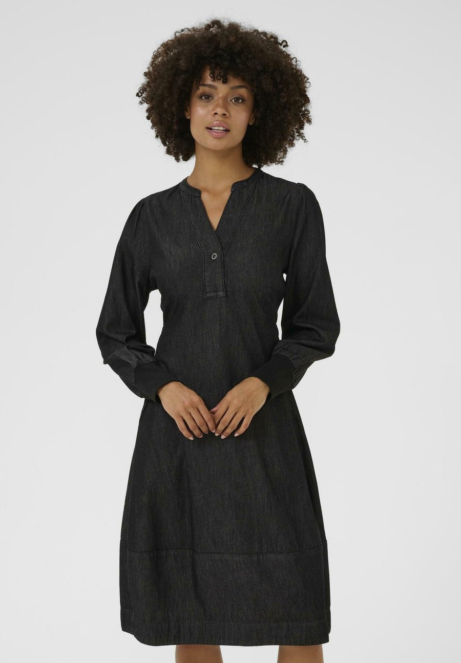 Платье Culture ALLURA ARPA, Black Wash/Black
Платье Culture ALLURA ARPA, Black Wash/Black