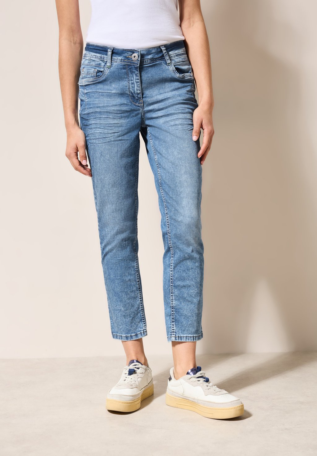 Джинсы мом Cecil, цвет Blau
Джинсы мом Cecil, цвет Blau