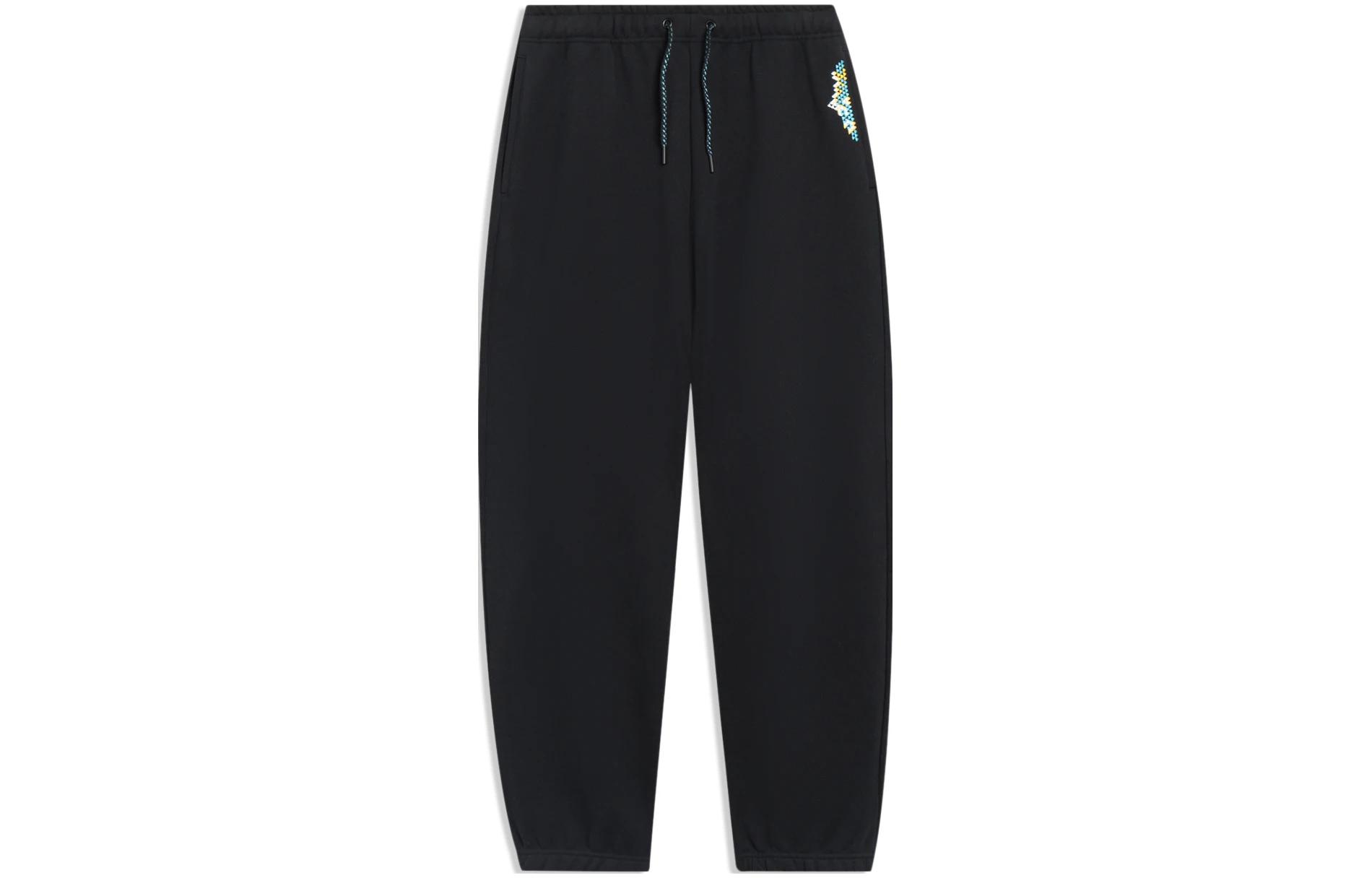 LiNing Трикотажные спортивные штаны мужские черные
LiNing Трикотажные спортивные штаны мужские черные