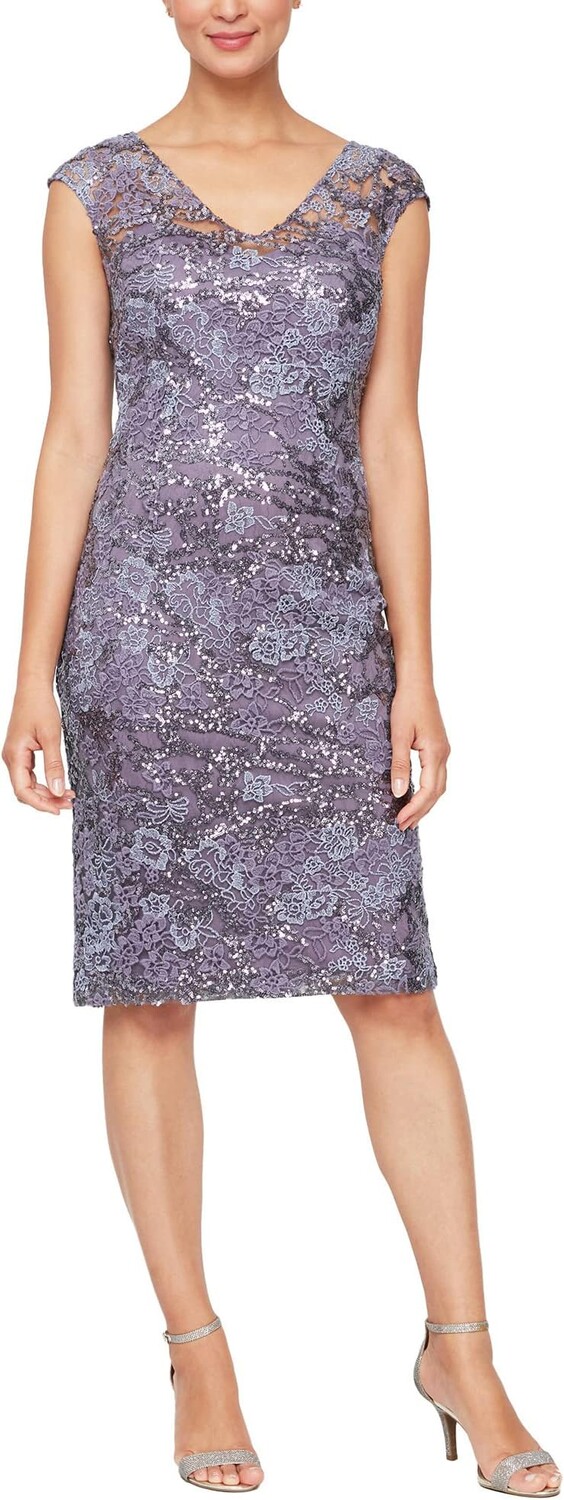 Короткое платье-футляр с вышивкой, рукавами-крылышками и V-образным вырезом Alex Evenings, цвет Icy Orchid
Короткое платье-футляр с вышивкой, рукавами-крылышками и V-образным вырезом Alex Evenings, цвет Icy Orchid