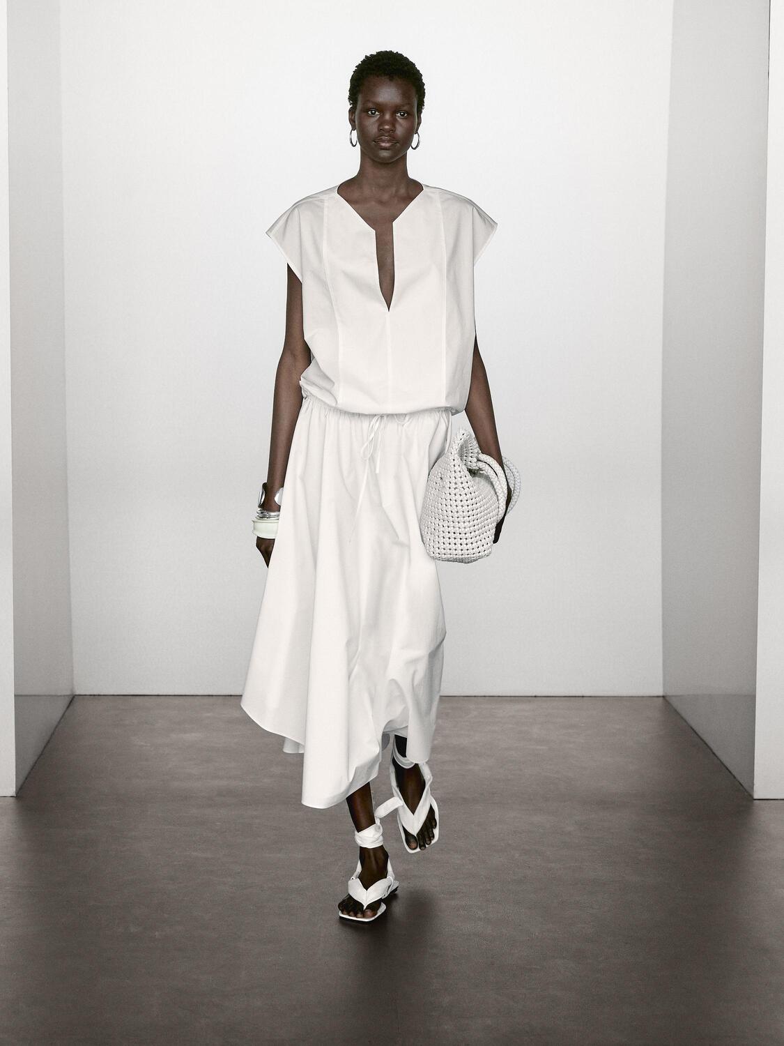 Блузка из поплинового хлопка с эластичной отделкой Massimo Dutti, белый
Блузка из поплинового хлопка с эластичной отделкой Massimo Dutti, белый