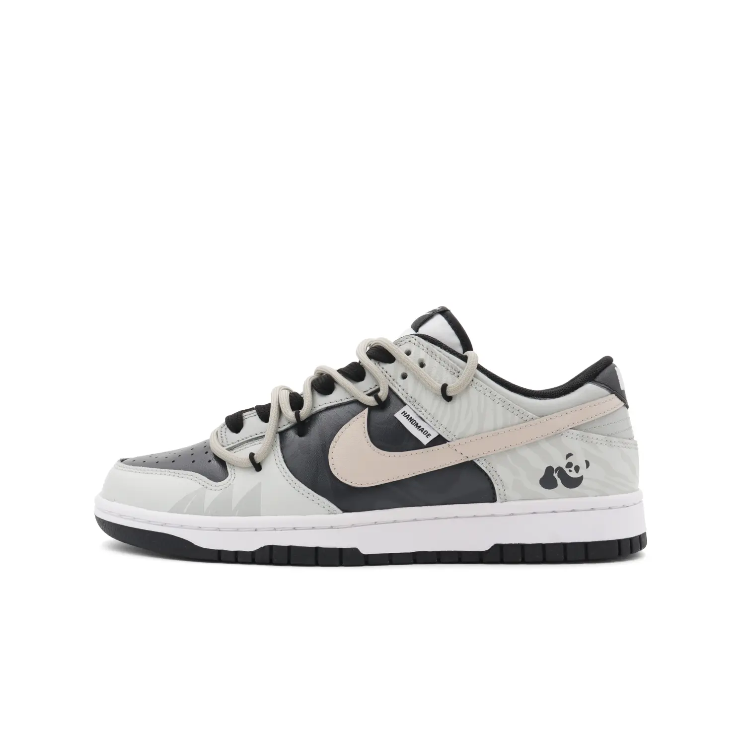 Обувь для скейтбординга Dunk Kids для начальной школы Nike, цвет Lazy Panda
Обувь для скейтбординга Dunk Kids для начальной школы Nike, цвет Lazy Panda