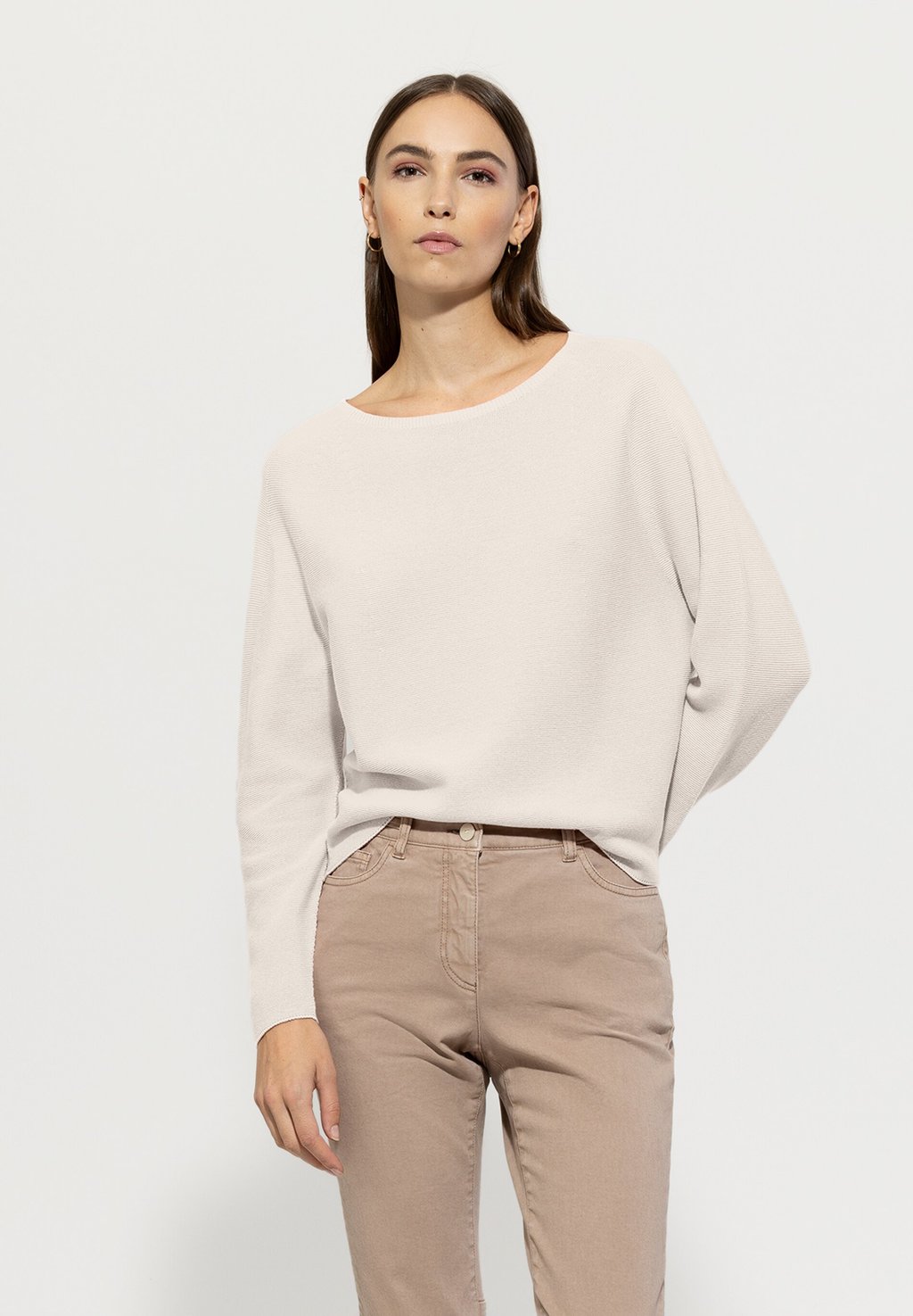 Джемпер Luisa Cerano, кремовый
Джемпер Luisa Cerano, кремовый