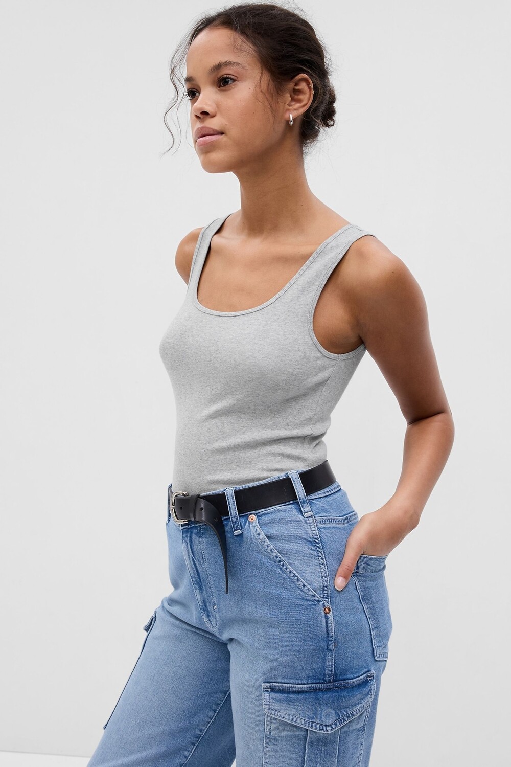 Современная майка Gap, серый
Современная майка Gap, серый