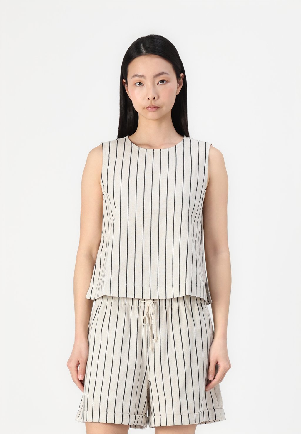 Блуза VISTIBA O NECK VILA, мультиколор
Блуза VISTIBA O NECK VILA, мультиколор