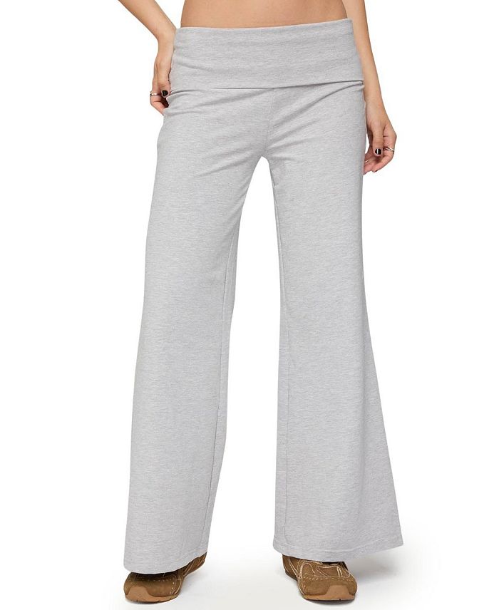 Укороченные брюки с широкими штанинами и отворотом Petite Edikted, серый
Укороченные брюки с широкими штанинами и отворотом Petite Edikted, серый