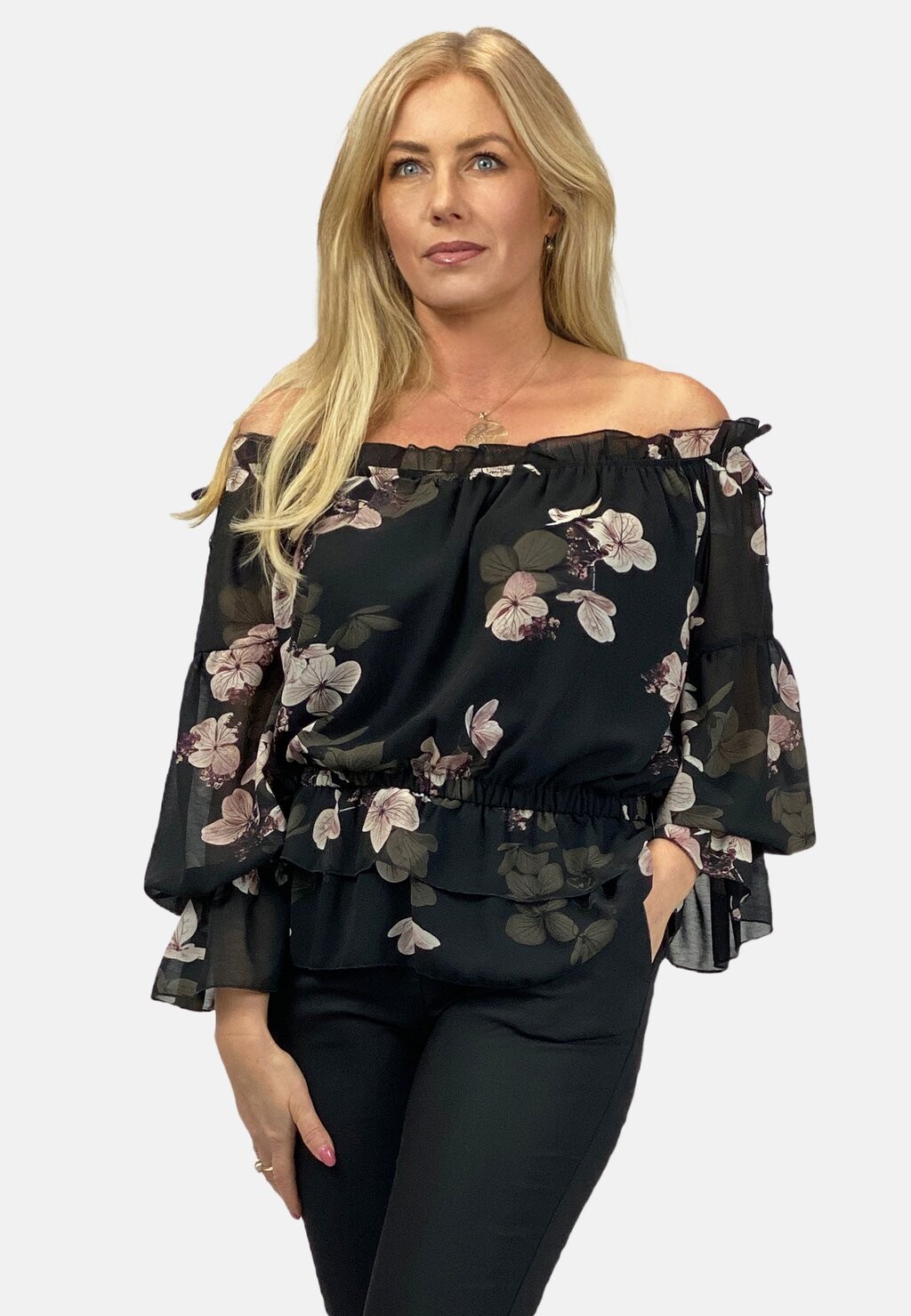 Блуза SPANISH FLORAL REGINA FASHION, черный
Блуза SPANISH FLORAL REGINA FASHION, черный