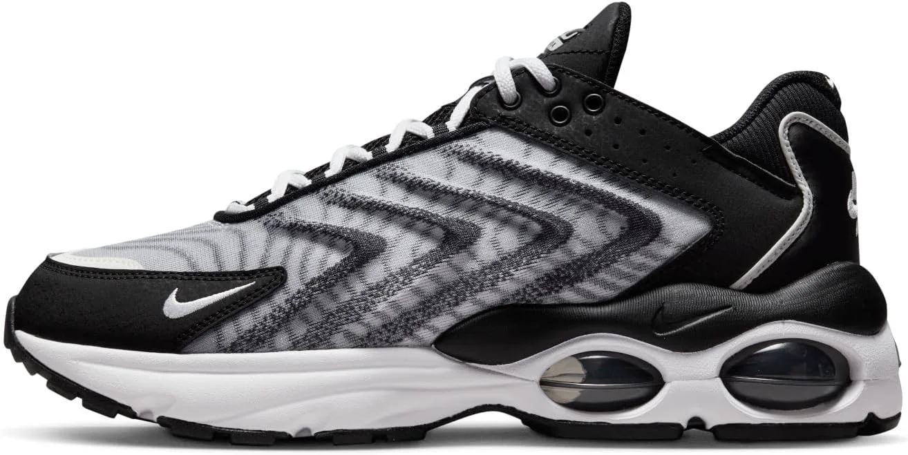 Мужские кроссовки Nike Air Max TW, 0, черно-белый
Мужские кроссовки Nike Air Max TW, 0, черно-белый