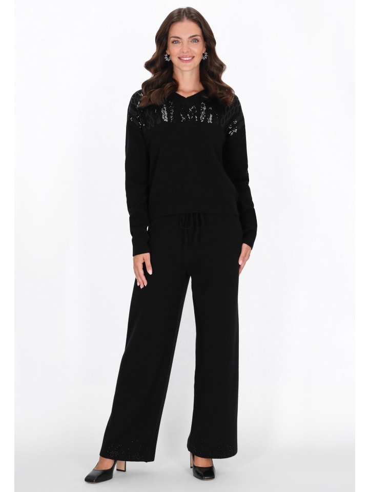 Женские брюки черного цвета usha BLACK LABEL
Женские брюки черного цвета usha BLACK LABEL