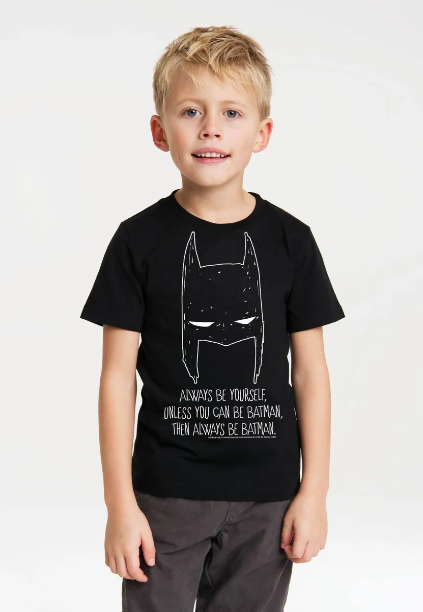 ФУТБОЛКА Logoshirt "DC Comics — Batman, Always Be Yourself" с лицензионным принтом, черный
ФУТБОЛКА Logoshirt "DC Comics — Batman, Always Be Yourself" с лицензионным принтом, черный
