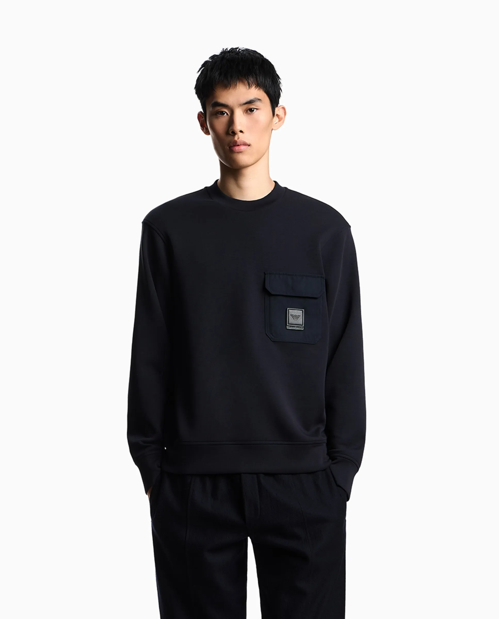 Мужская худи с воротником стойкой и большим карманом Emporio Armani, темно-зеленый
Мужская худи с воротником стойкой и большим карманом Emporio Armani, темно-зеленый