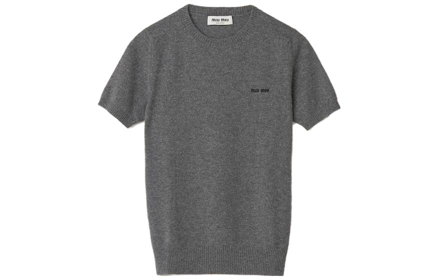 Футболка MIU MIU из кашемира с интарсией логотипа, цвет папоротниковый зеленый
Футболка MIU MIU из кашемира с интарсией логотипа, цвет папоротниковый зеленый