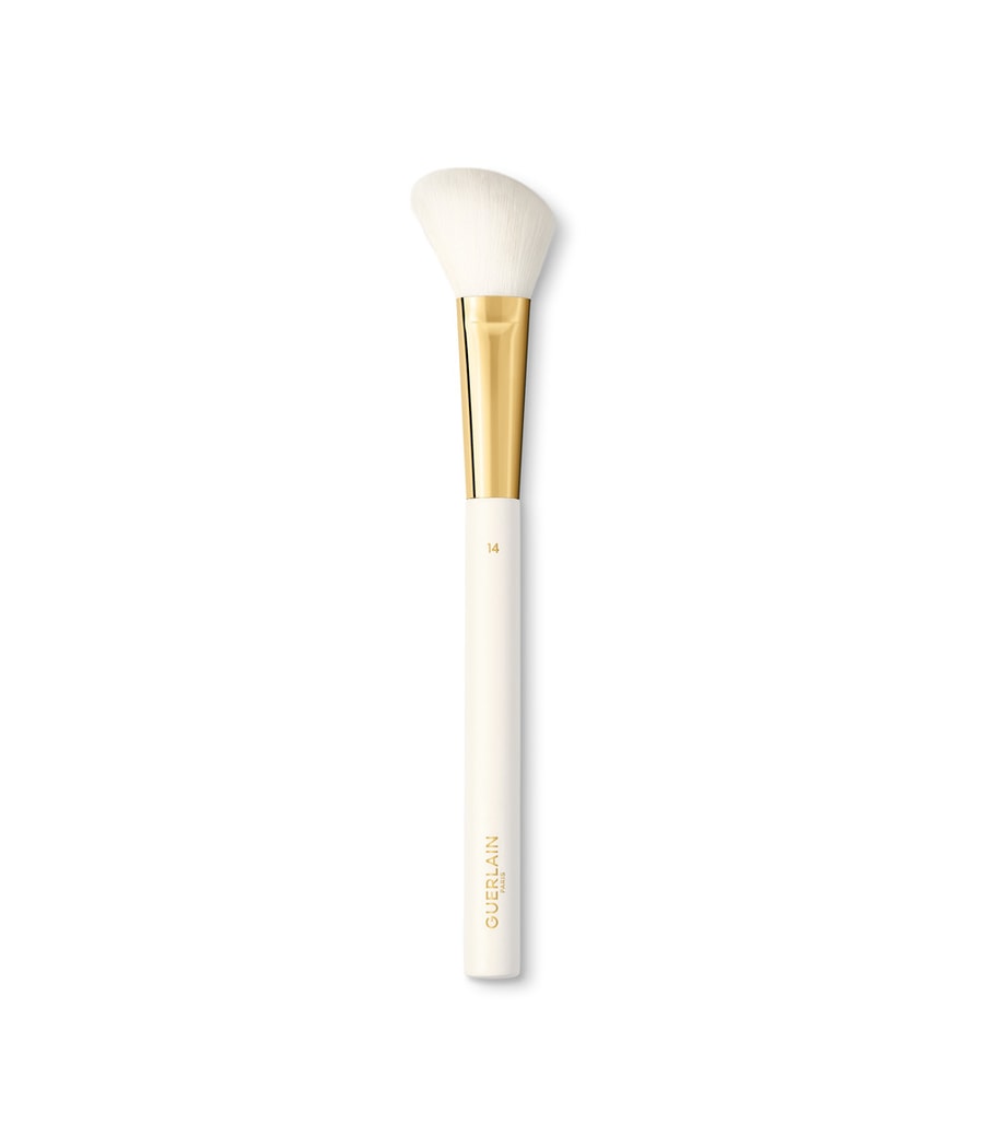Контурная кисть GUERLAIN Pinceaux Maq Blush Highlighter Brush, 1 шт.
Контурная кисть GUERLAIN Pinceaux Maq Blush Highlighter Brush, 1 шт.