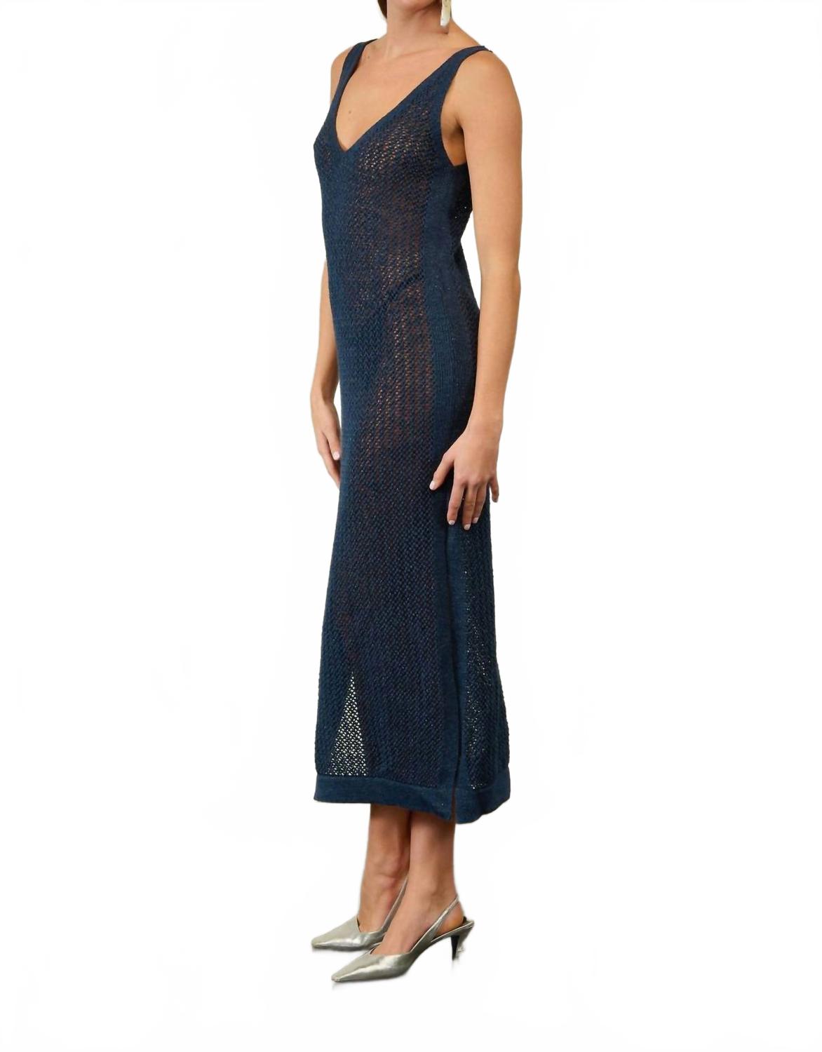 Cesar Casier Макси-платье Calvi темно-синего цвета
Cesar Casier Макси-платье Calvi темно-синего цвета