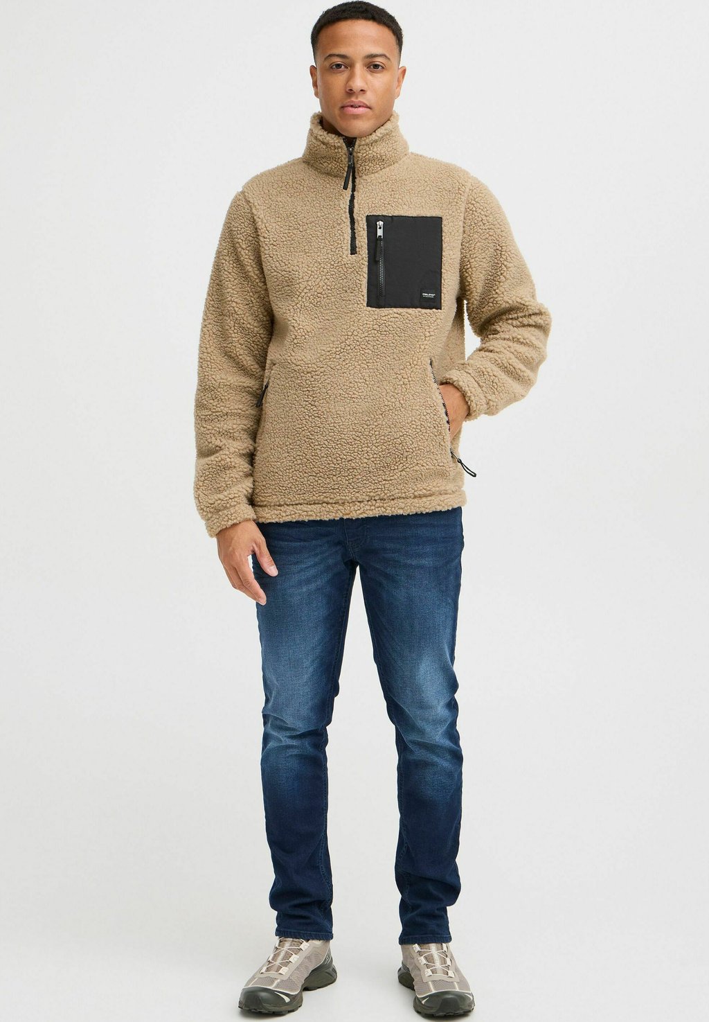 Флисовый джемпер MTOTTO Blend, бежевый
Флисовый джемпер MTOTTO Blend, бежевый