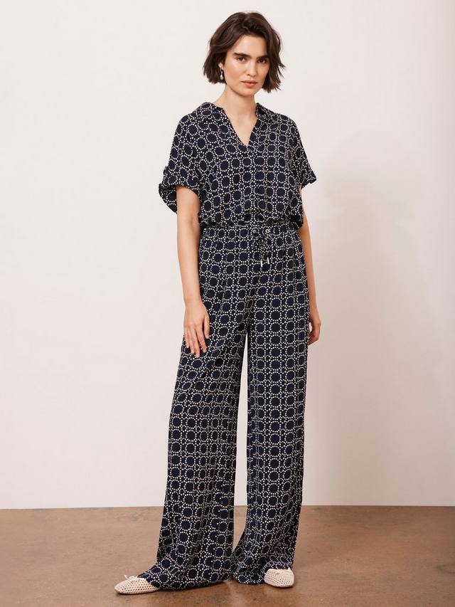 Широкие брюки с геометрическим принтом Mint Velvet, синий/разноцветный
Широкие брюки с геометрическим принтом Mint Velvet, синий/разноцветный