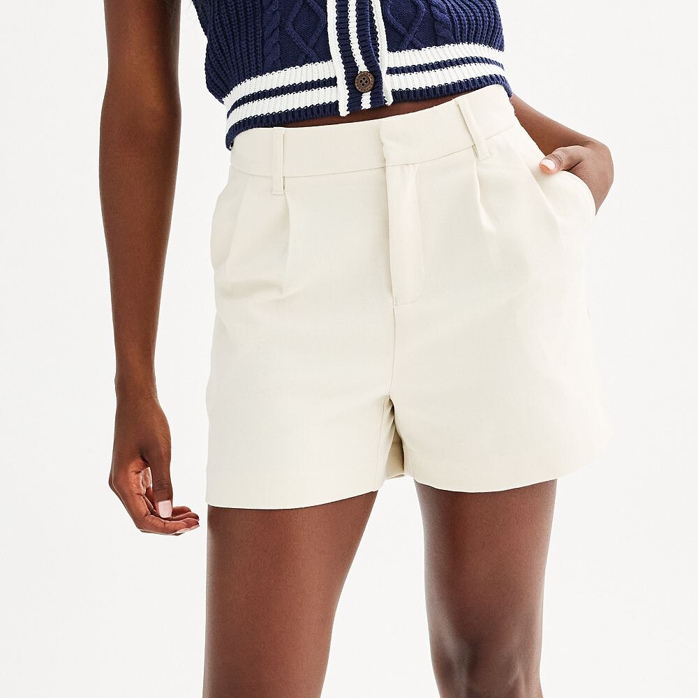 Юниорские шорты-брюки SO со складками спереди, цвет Bone
Юниорские шорты-брюки SO со складками спереди, цвет Bone