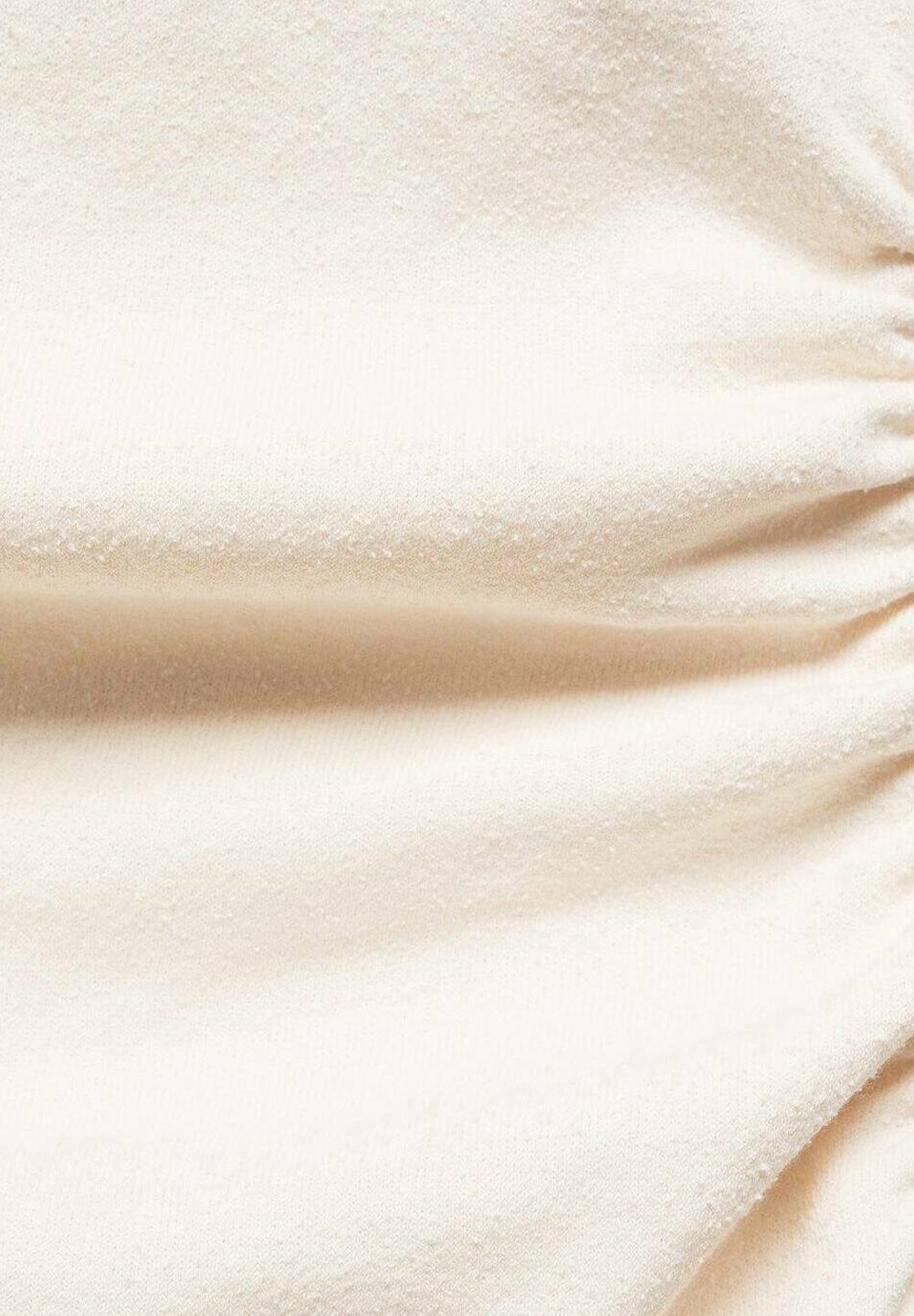 Платье-футляр Mango, бежевый
Платье-футляр Mango, бежевый