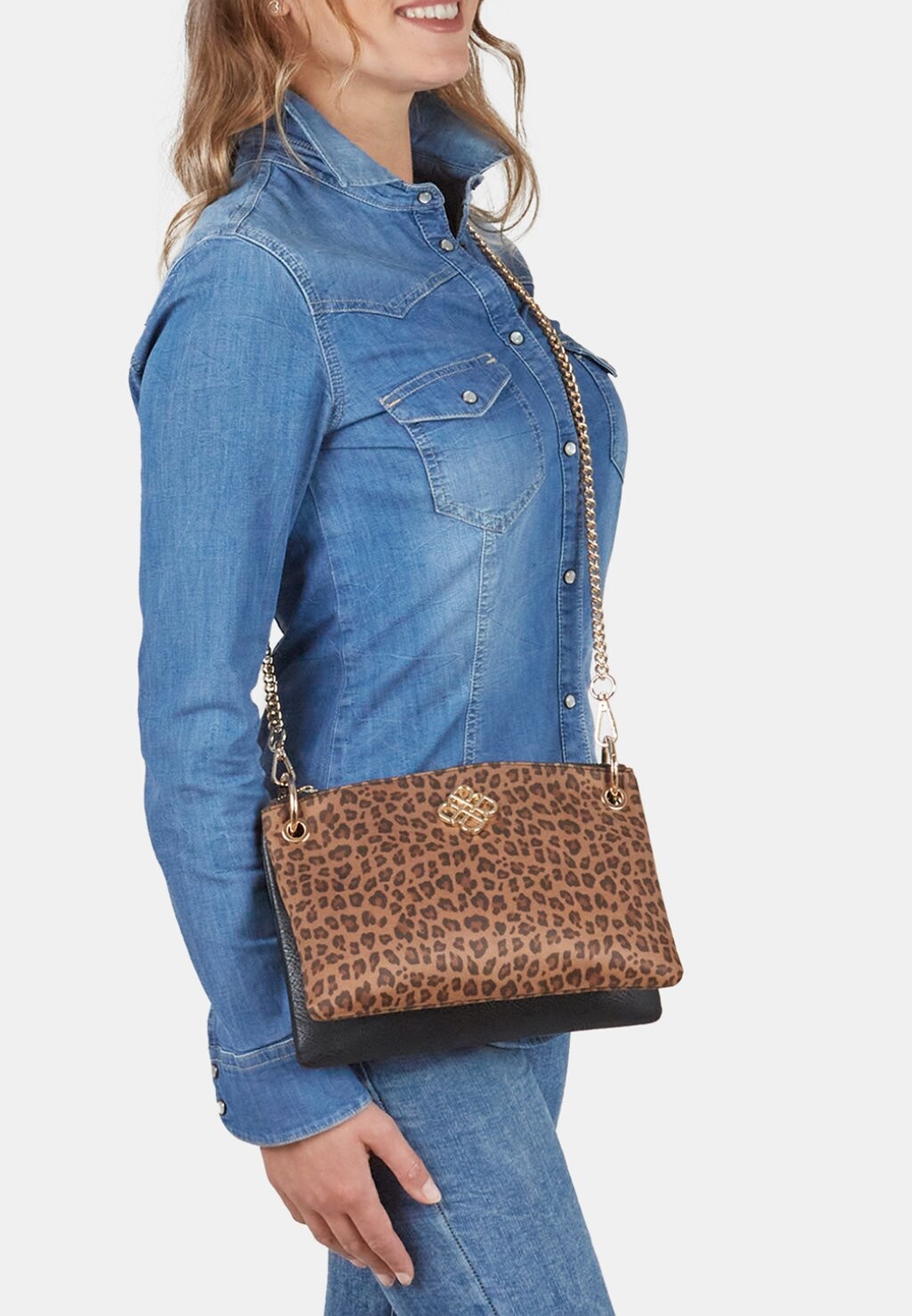 Клатч Bata, бежевый
Клатч Bata, бежевый