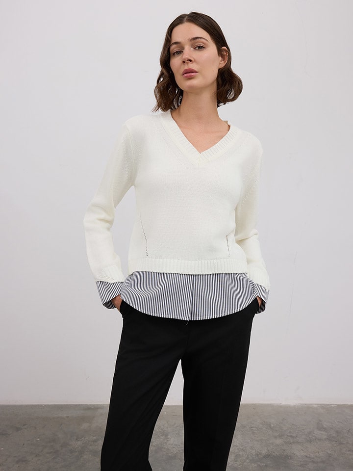 BGN Свитер кремового цвета
BGN Свитер кремового цвета