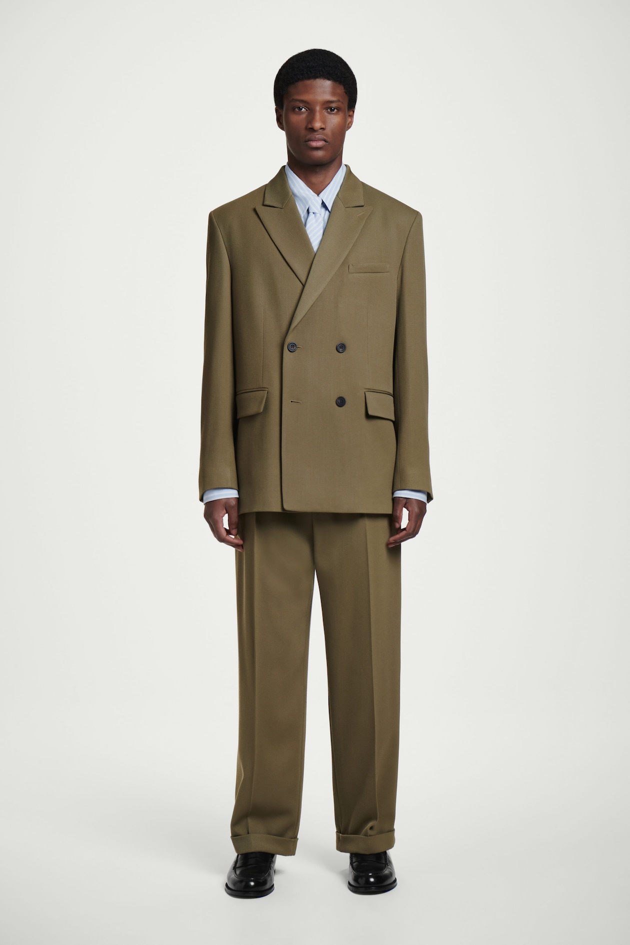 Брюки из шерсти с саржевым переплетением COS, темно-бежевый
Брюки из шерсти с саржевым переплетением COS, темно-бежевый