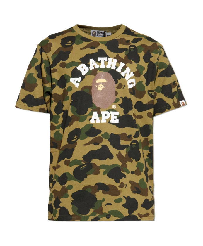 1-Я камуфляжная университетская футболка A Bathing Ape, зеленый
1-Я камуфляжная университетская футболка A Bathing Ape, зеленый
