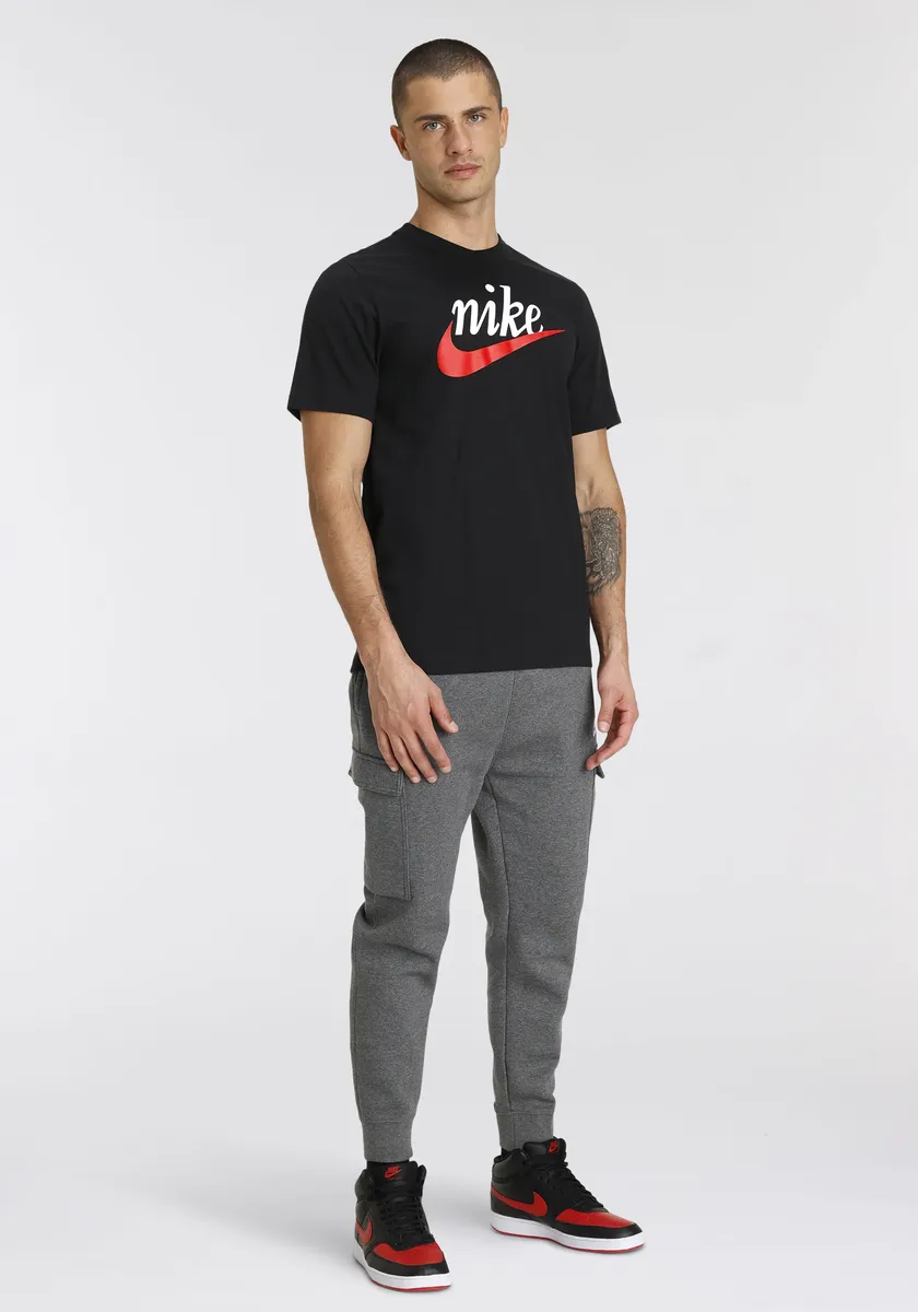 Футболка Nike Sportswear "Мужская футболка", черный
Футболка Nike Sportswear "Мужская футболка", черный