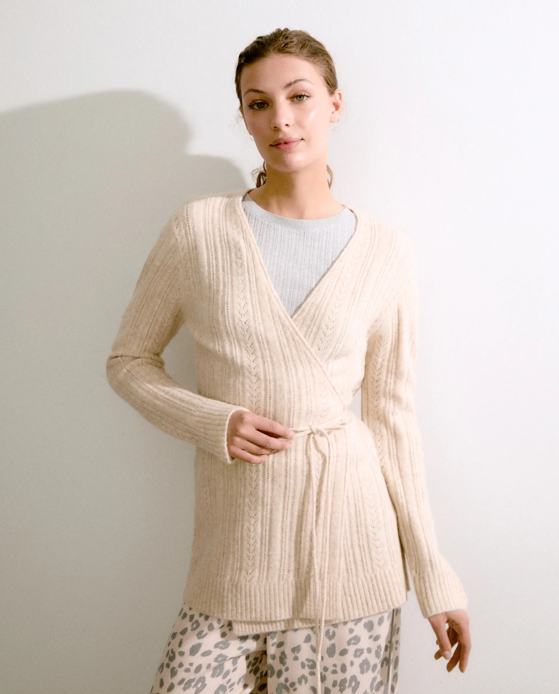 Женский трикотажный халат Énfasis, бежевый
Женский трикотажный халат Énfasis, бежевый