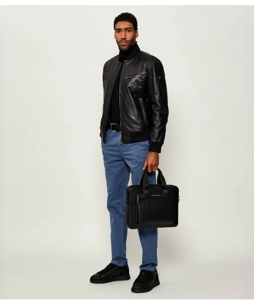 Кожаные кроссовки bulton_runn_sdgrlt Boss, черный
Кожаные кроссовки bulton_runn_sdgrlt Boss, черный