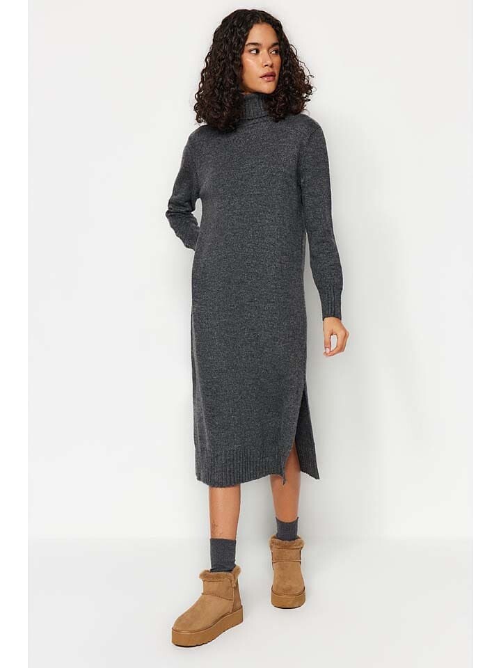 Платье до колена trendyol Kleid, серый 
Платье до колена trendyol Kleid, серый