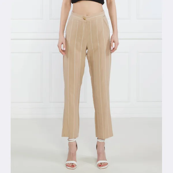 Брюки стандартного кроя с добавлением белья Liu Jo, бежевый
Брюки стандартного кроя с добавлением белья Liu Jo, бежевый