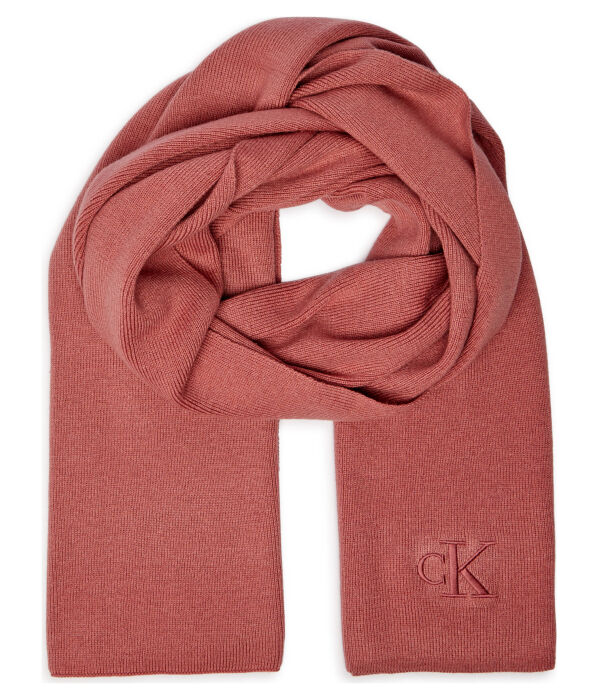 Шарф женский Calvin Klein Jeans вязаный, розовый
Шарф женский Calvin Klein Jeans вязаный, розовый