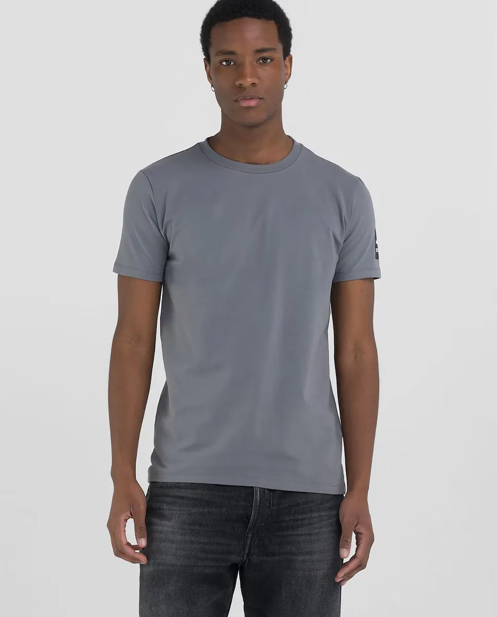 Мужская футболка с короткими рукавами и круглым вырезом Replay, серый
Мужская футболка с короткими рукавами и круглым вырезом Replay, серый