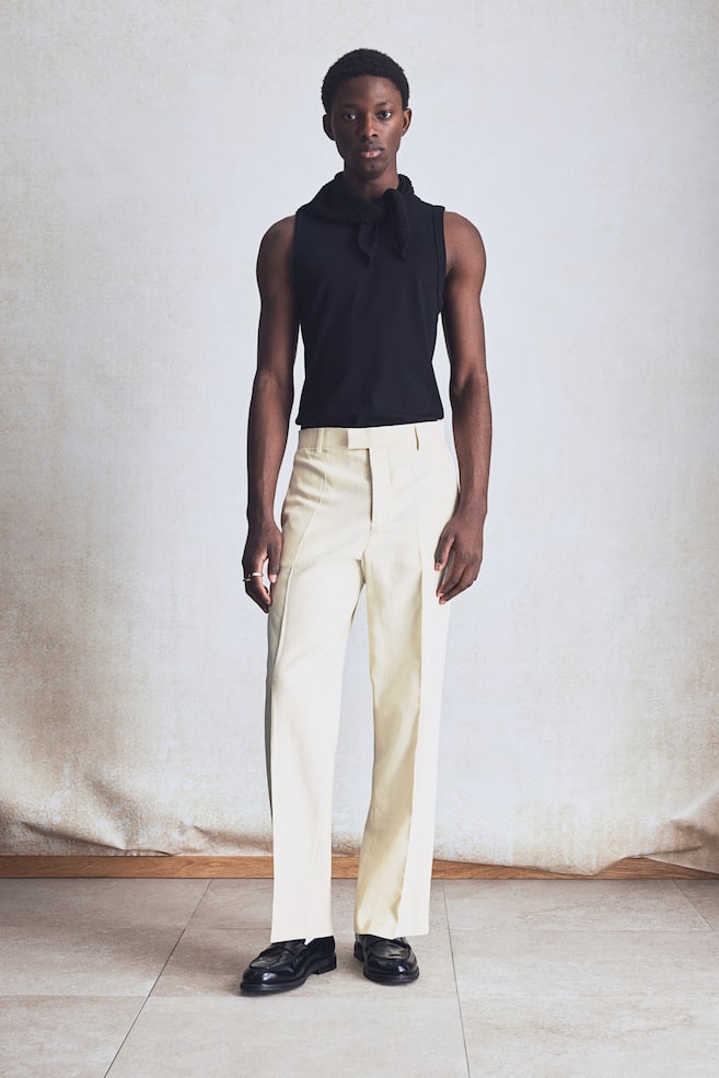 Элегантные брюки свободного кроя из льняной ткани H&M, бежевый
Элегантные брюки свободного кроя из льняной ткани H&M, бежевый