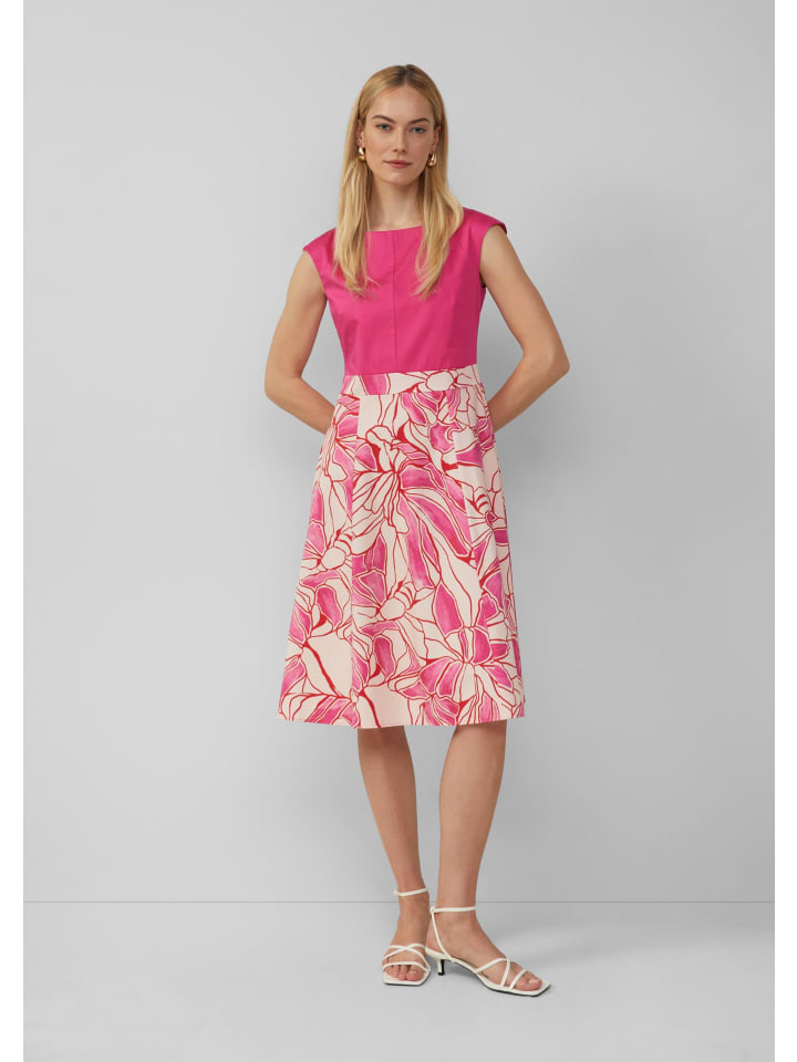 Короткое платье s.Oliver BLACK LABEL, бежевый
Короткое платье s.Oliver BLACK LABEL, бежевый