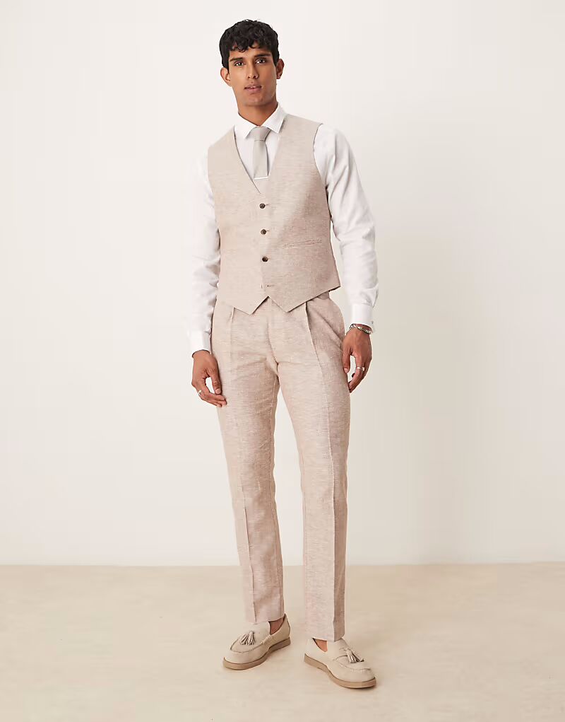 Узкие брюки из льняной и хлопковой смеси коричневого цвета с узором «ёлочка» Asos Design
Узкие брюки из льняной и хлопковой смеси коричневого цвета с узором «ёлочка» Asos Design