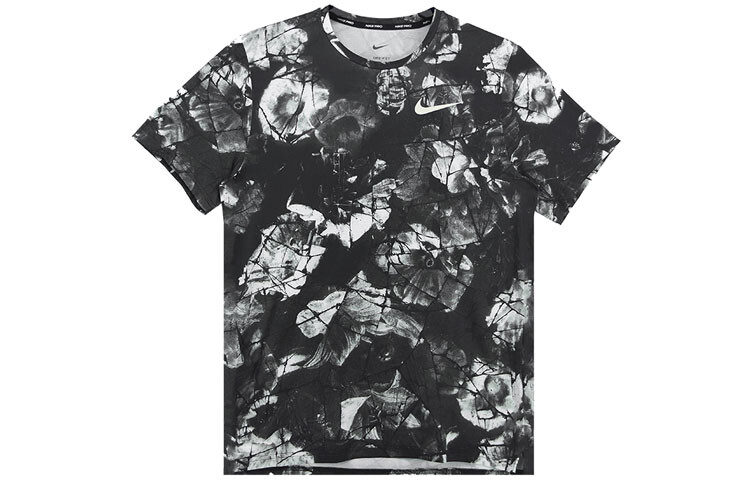 Мужская футболка Nike, Черный
Мужская футболка Nike, Черный