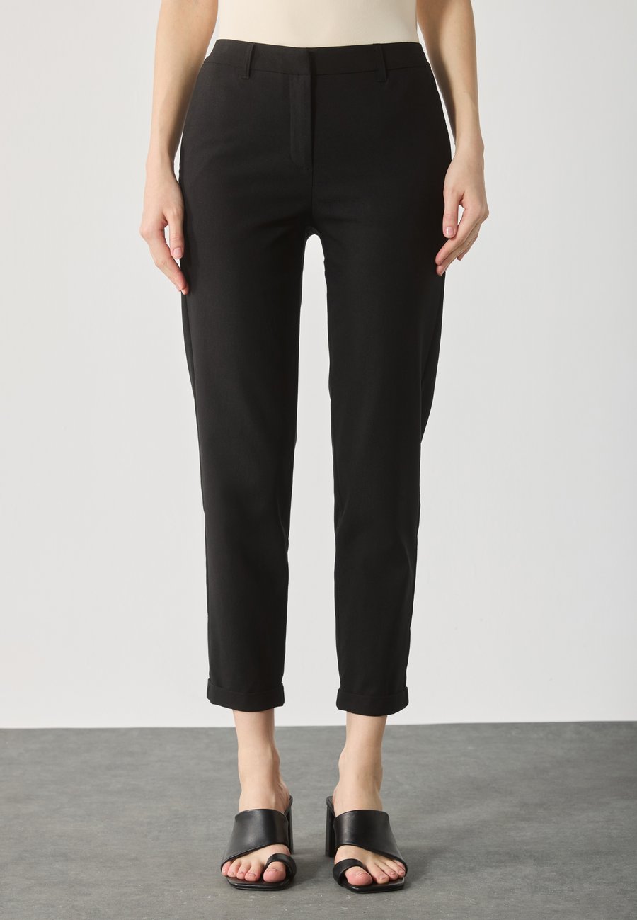 Брюки Anna Field CHINO TROUSERS, Black
Брюки Anna Field CHINO TROUSERS, Black