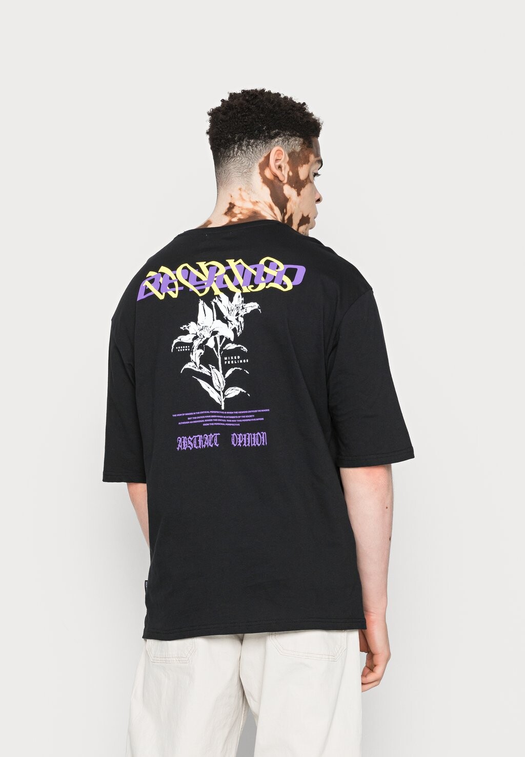 Футболка с принтом YOURTURN, черный
Футболка с принтом YOURTURN, черный