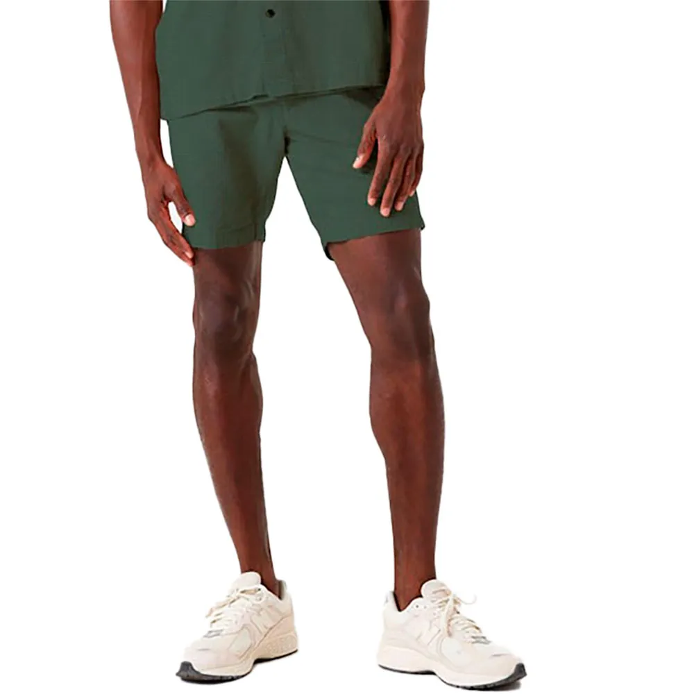 Шорты Garcia E51327, зеленый
Шорты Garcia E51327, зеленый